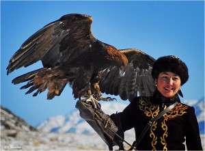 Mongol falconry woman - copyright V. Boreiko